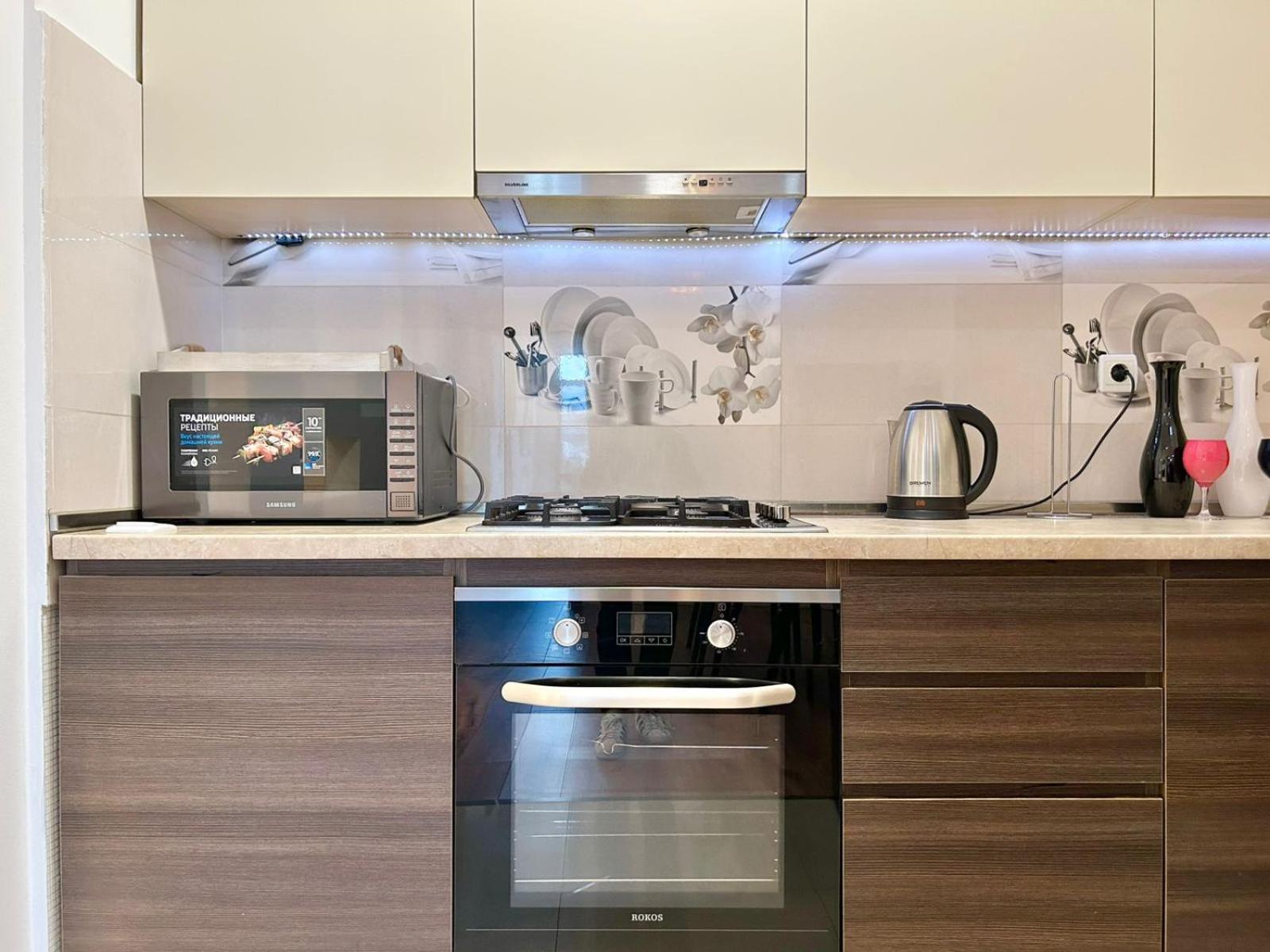 City Center - Next To Holiday Inn -2Br Apartment Tbilisi Exteriör bild